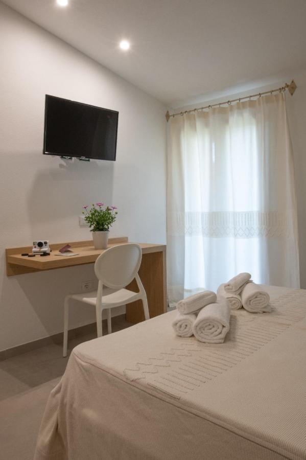 Tarsis Guest House Baunei Ngoại thất bức ảnh